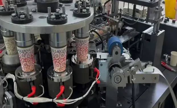 خرید دستگاه لیوان کاغذی داکیو