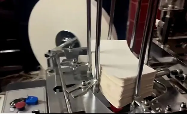 دستگاه لیوان کاغذی یوتای