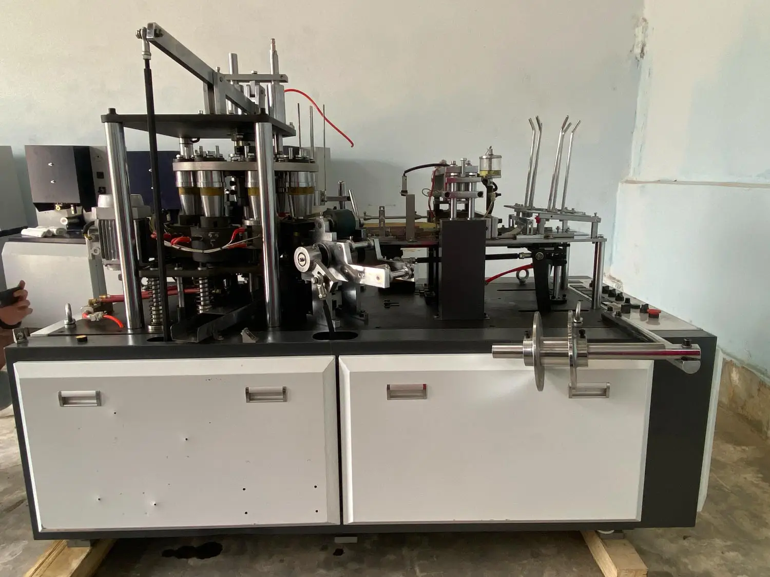 دستگاه تولید لیوان کاغذی