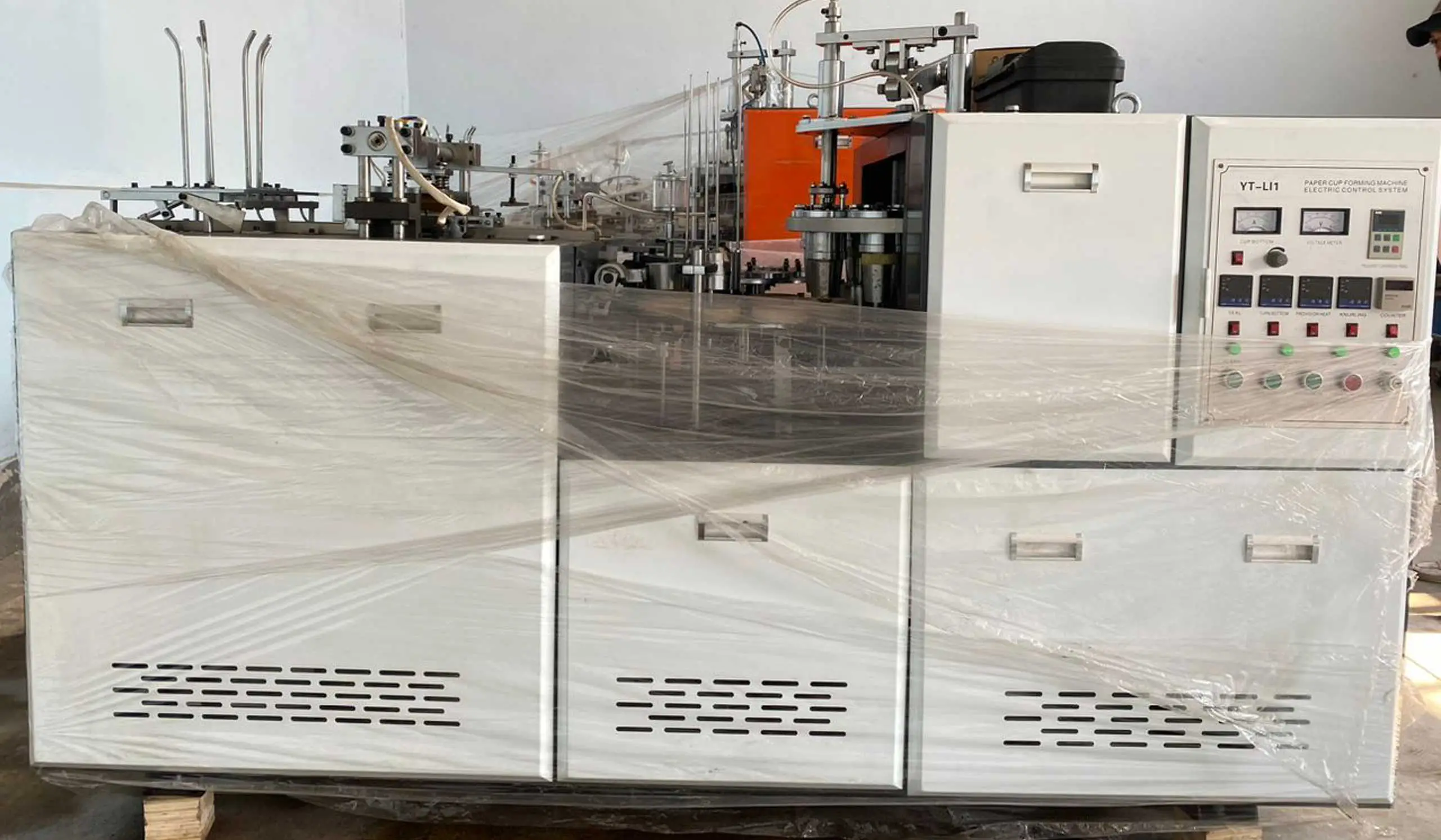 دستگاه لیوان کاغذی آکبند d50 وارادتی 2025